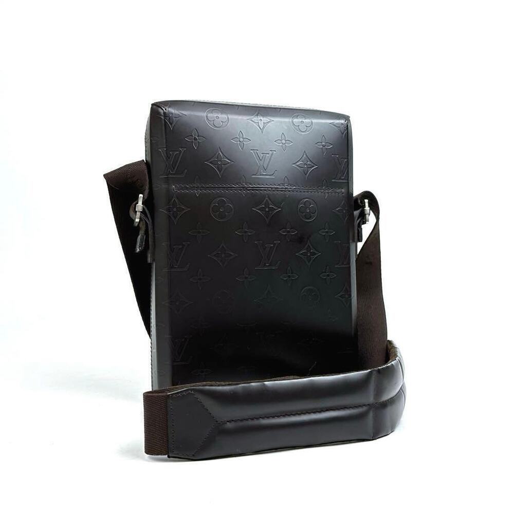 Louis Vuitton Monogram Glace Bobby Shoulder Bag Pochette LV Leather